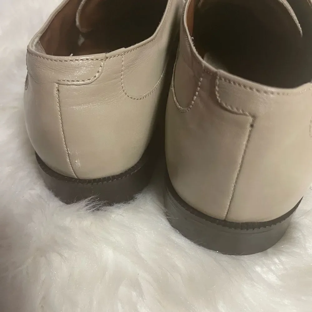 Marco Vicci leather beige and taupe men’s shoes lace with tassel accent SZ13M